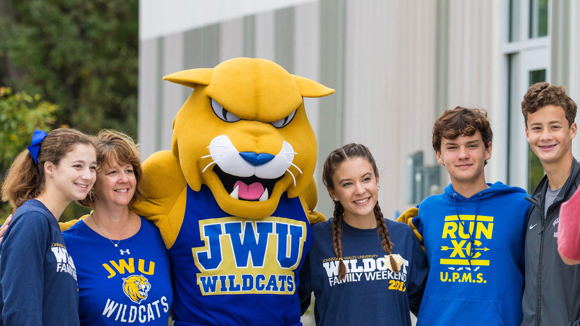 family at jwu with wildcat willy