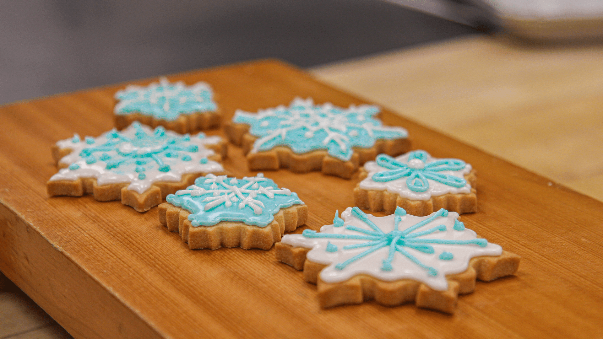 decorated snowflake cookies