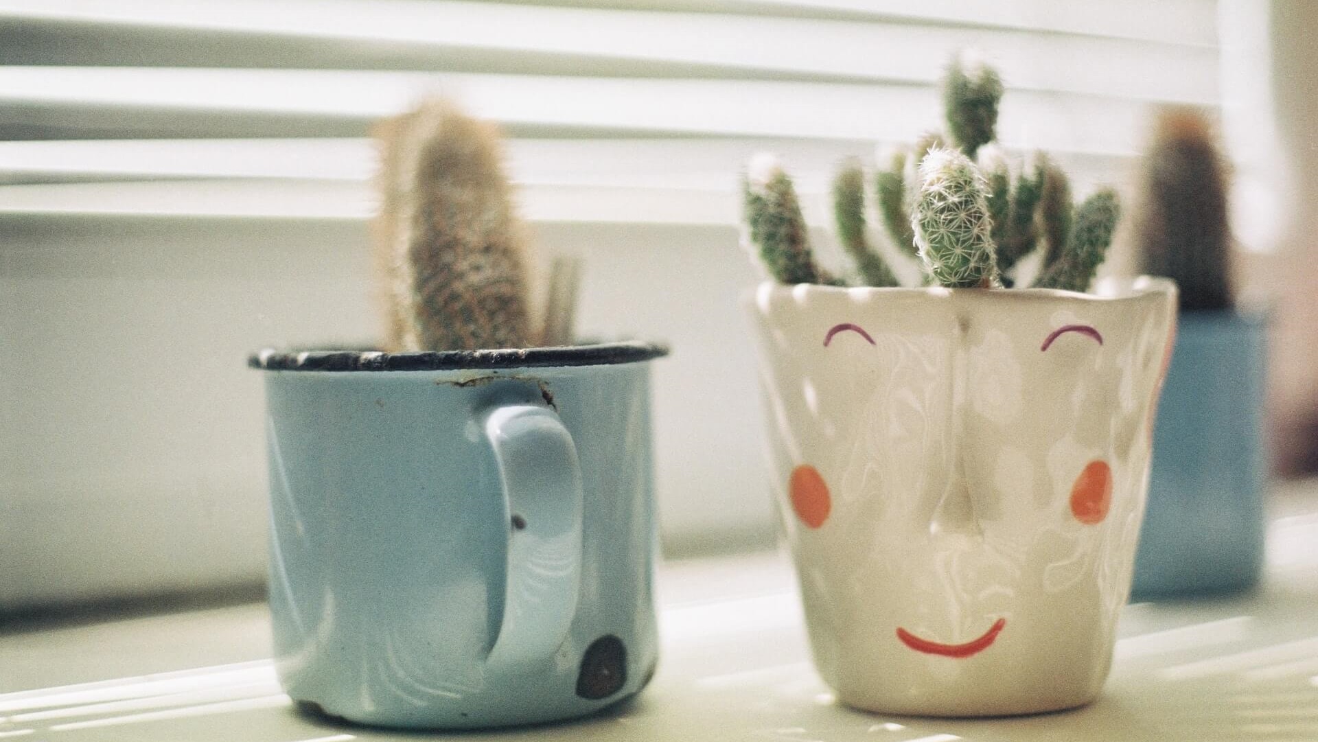Feminine desk décor 